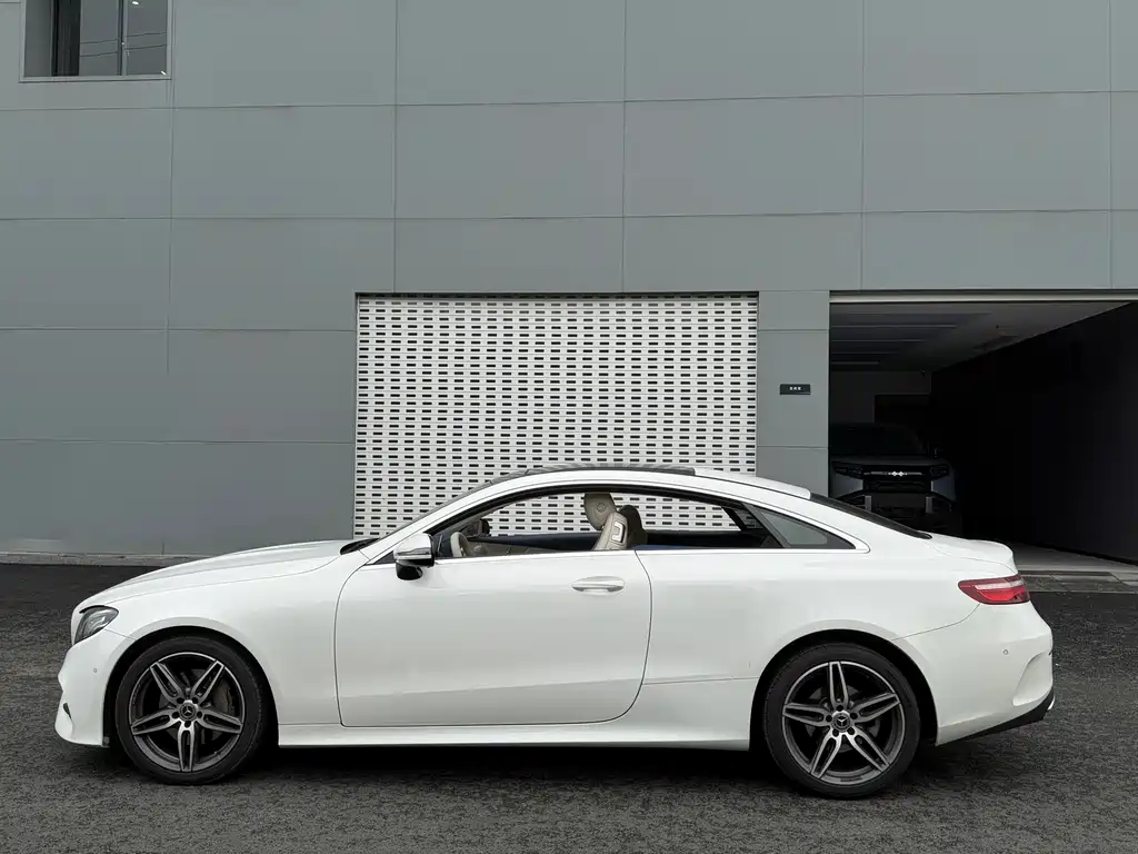 Mercedes-Benz E-Class E 2019 E 200 4MATIC