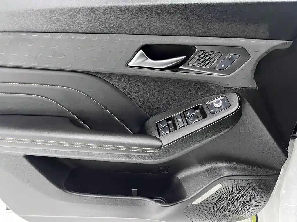 Haval Chitu — миниатюра 10