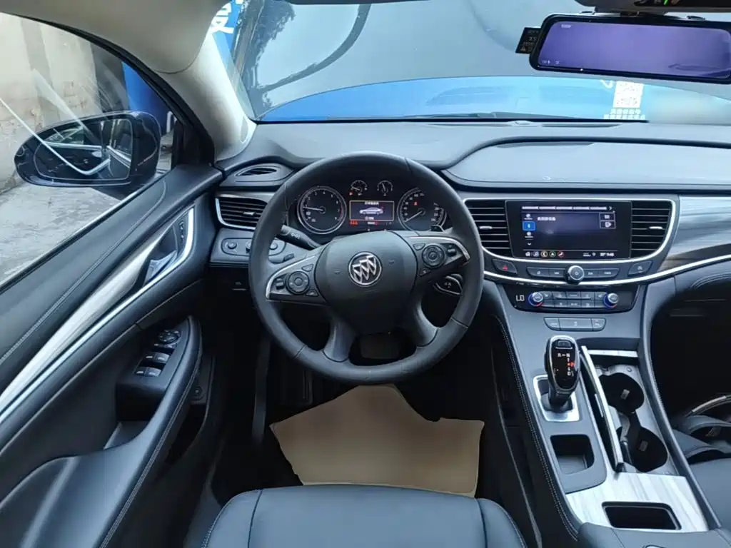 Buick LaCrosse — миниатюра 11