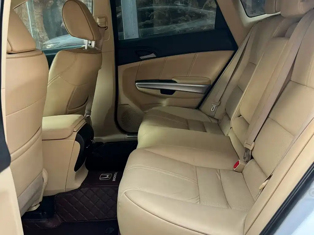 Honda Crosstour — миниатюра 8