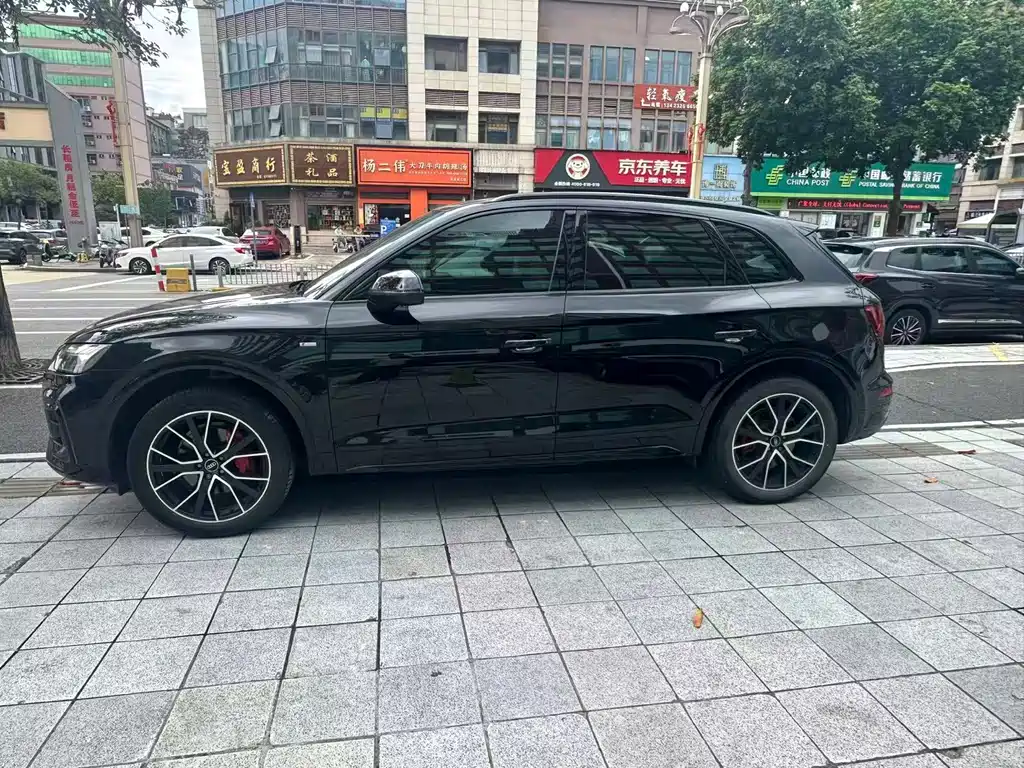 Audi Q5L 2024 40 TFSI Luxury