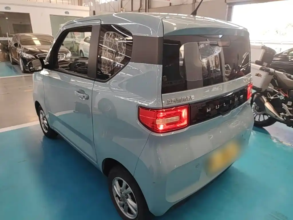 Wuling MINIEV — миниатюра 5