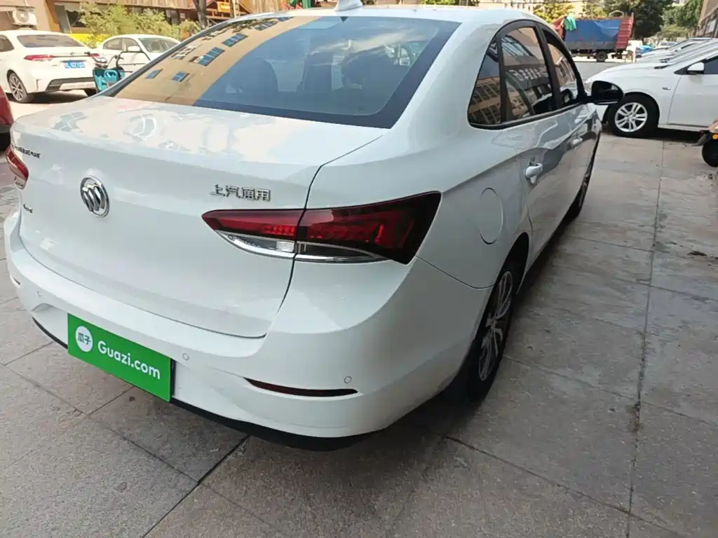 Buick Excelle — миниатюра 8