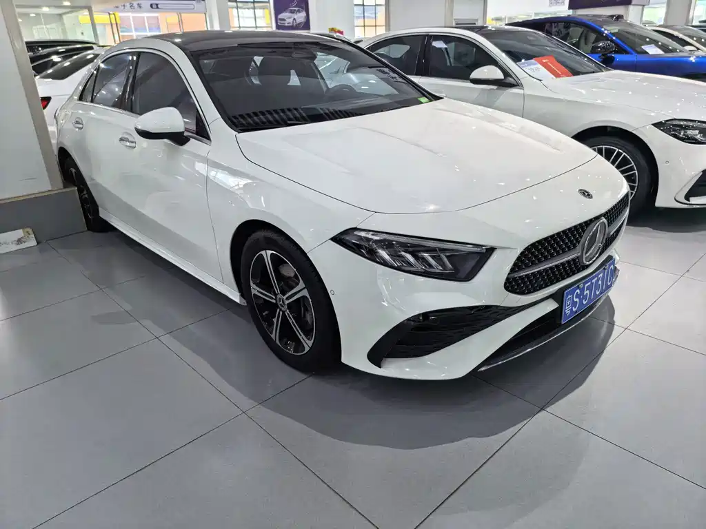 Mercedes-Benz A-Class — миниатюра 2