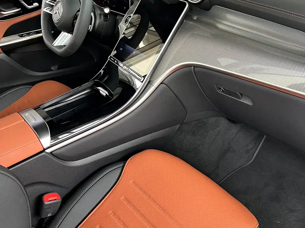 Mercedes-Benz GLC Coupe — миниатюра 6