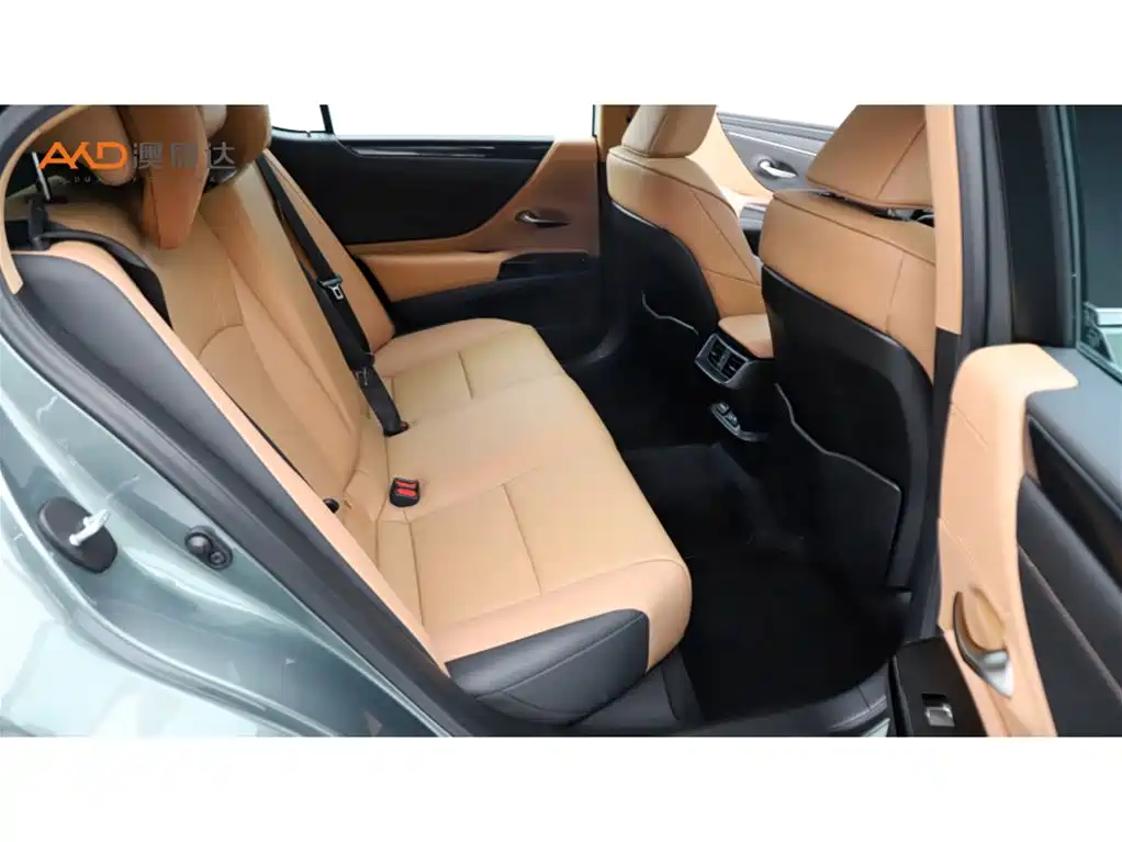Lexus ES — миниатюра 8