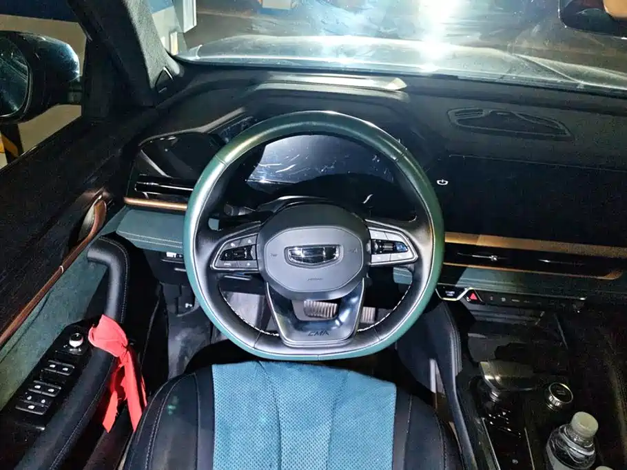 Geely Xingyue L — миниатюра 15