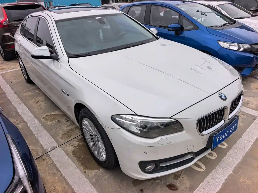 BMW 5 Series — миниатюра 3