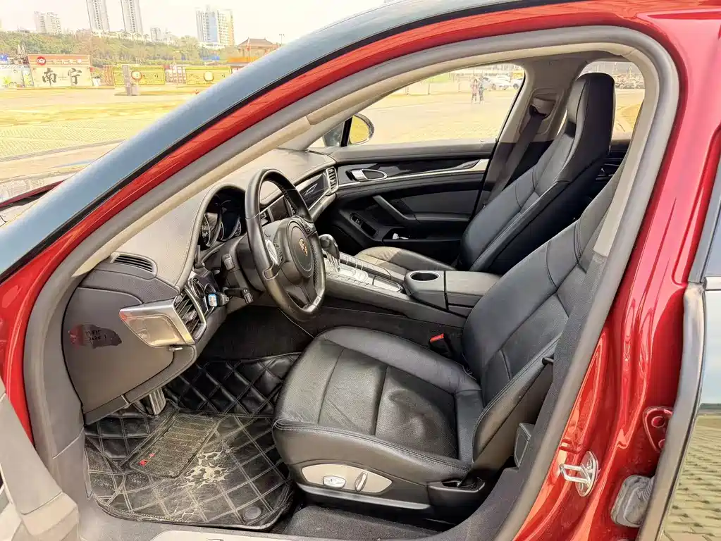 Porsche Panamera — миниатюра 12