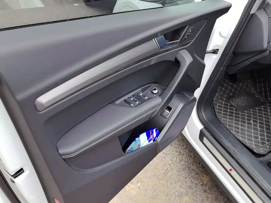 Audi Q5L — миниатюра 7