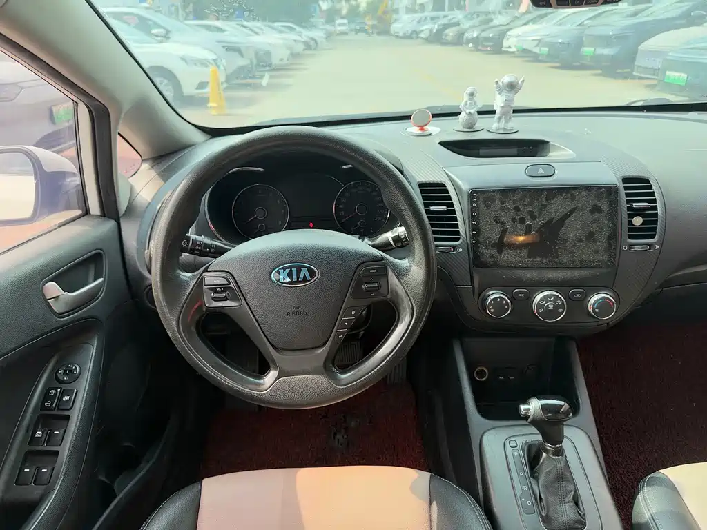 Kia K3 — миниатюра 6