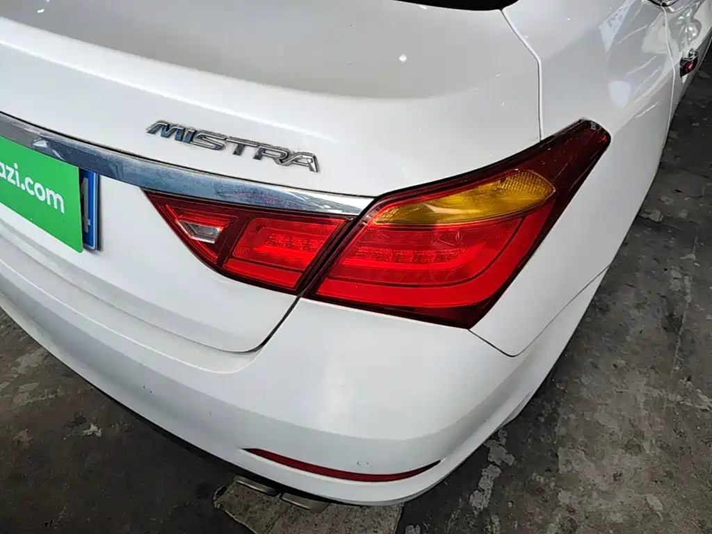 Hyundai Mistra — миниатюра 8
