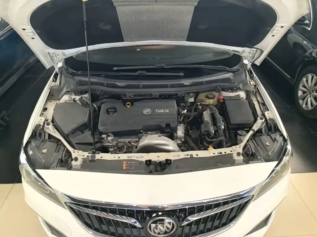 Buick Verano — миниатюра 20