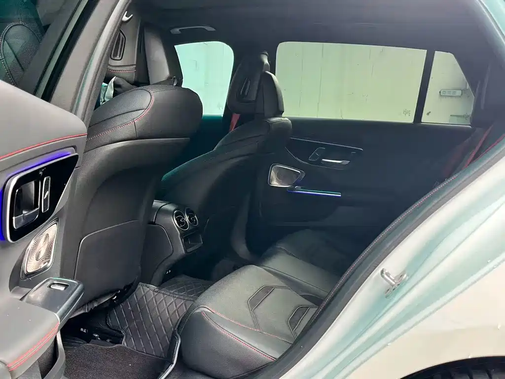 Mercedes-Benz C-Class AMG — миниатюра 3