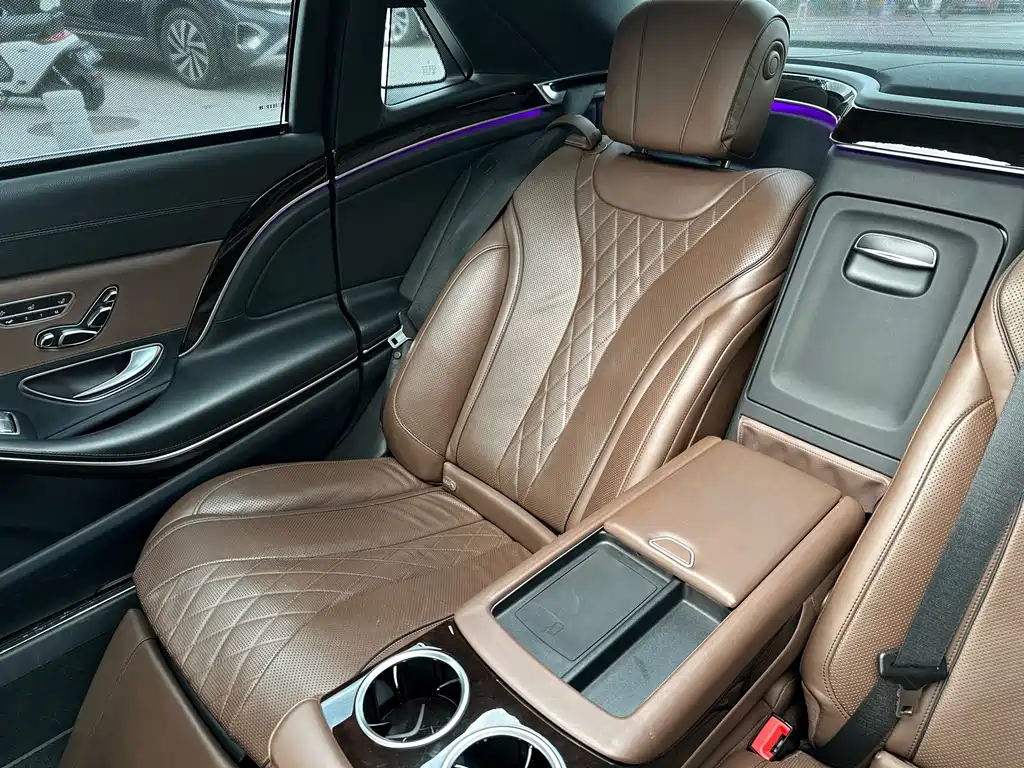 Mercedes-Benz S-Class — миниатюра 7