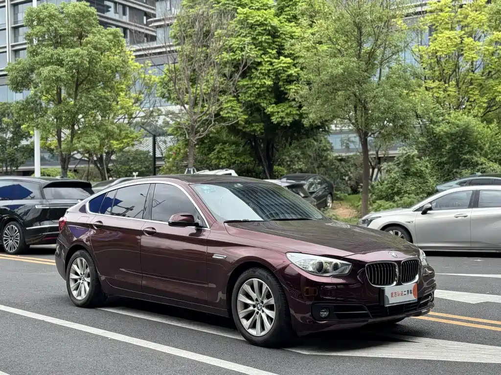 BMW 5 Series GT — миниатюра 3