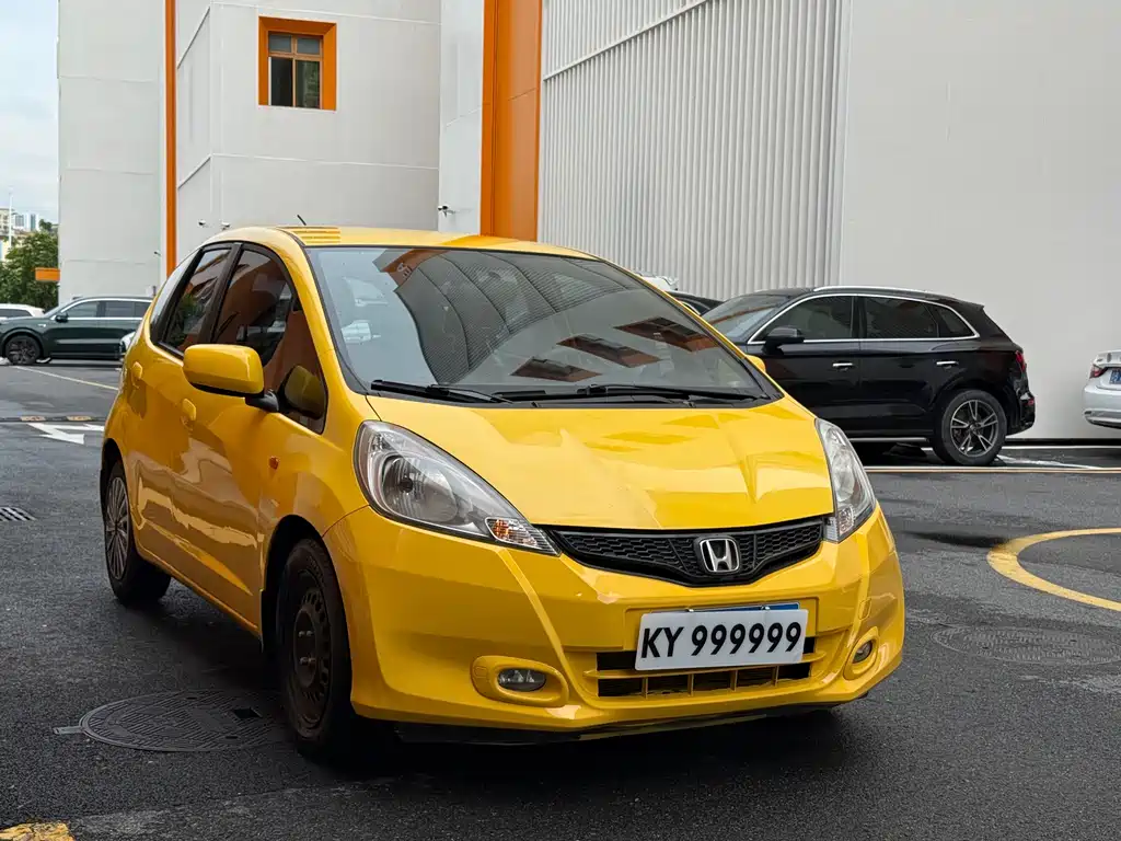 Honda Fit 2011 1.3L AT Comfort