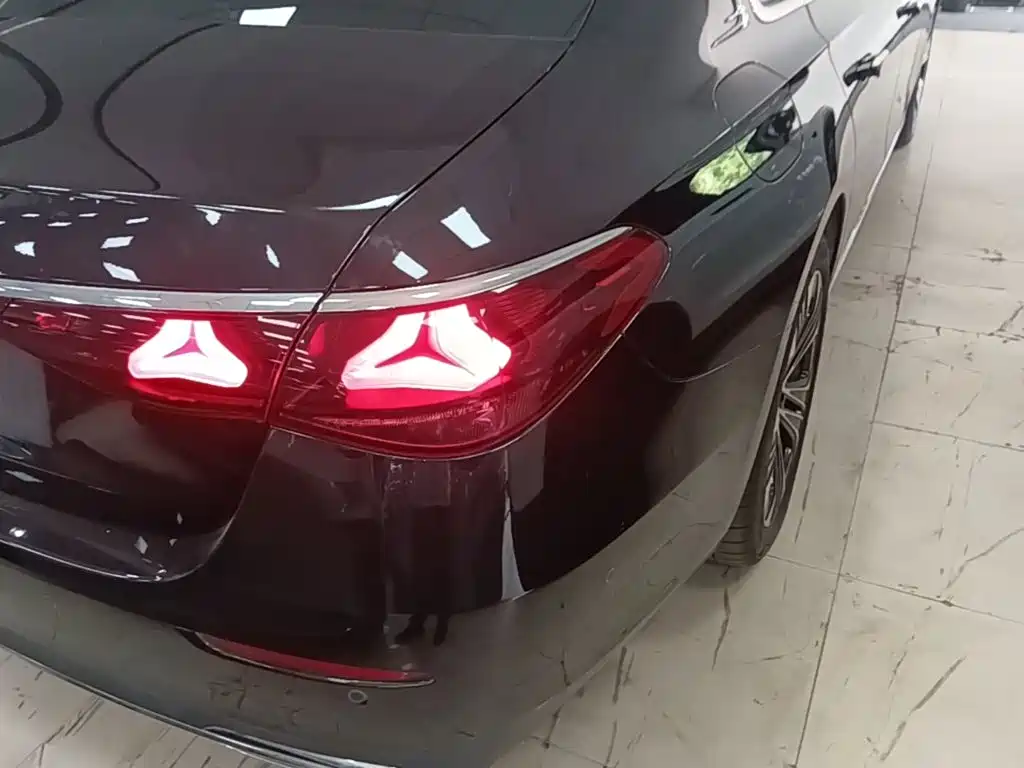 Mercedes-Benz E-Class New Energy — миниатюра 8