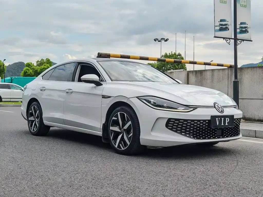 Volkswagen Lamando — миниатюра 7