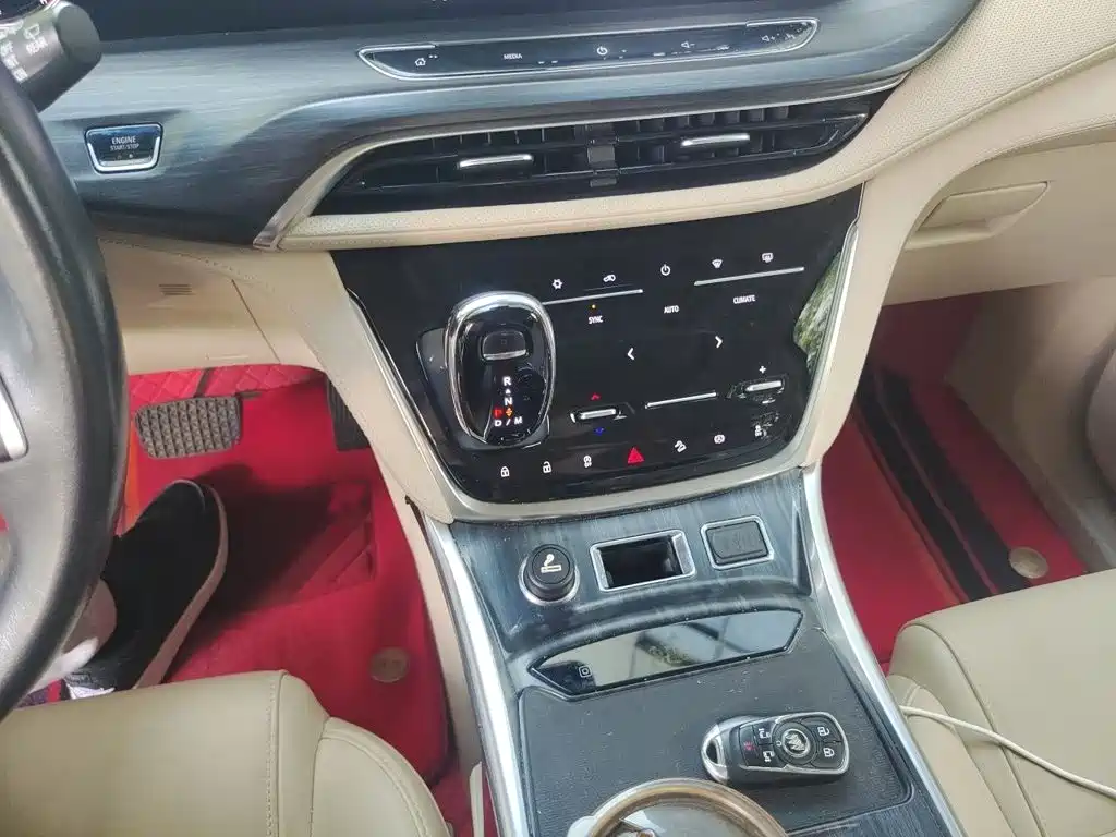 Buick GL8 — миниатюра 7
