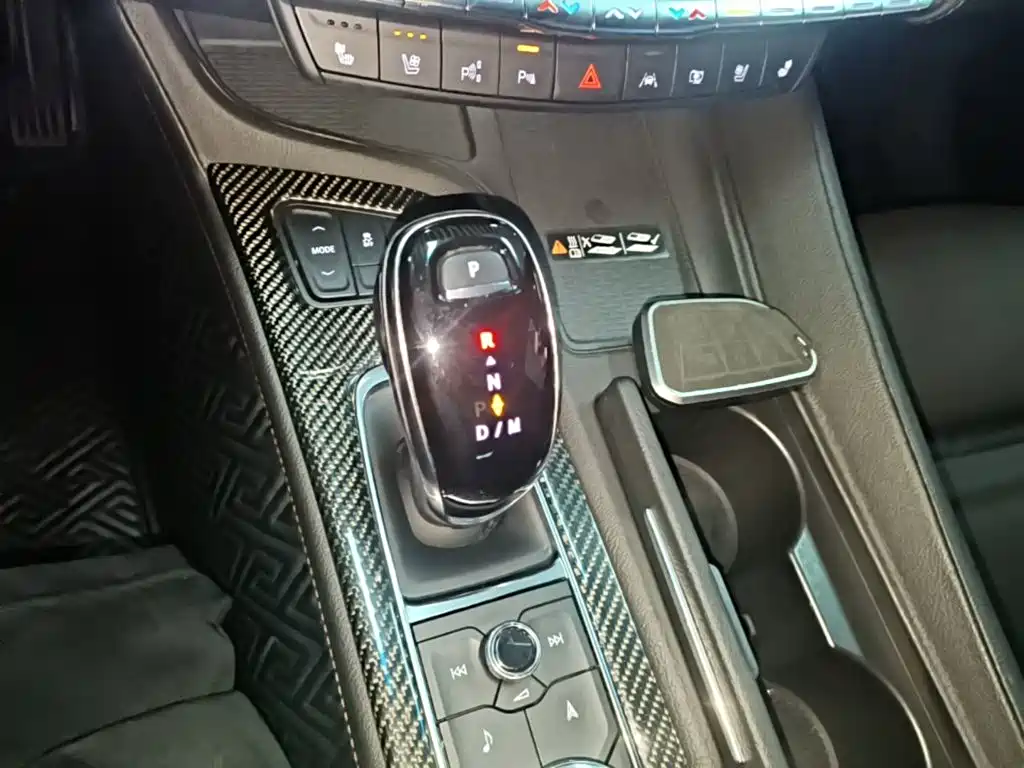 Cadillac CT5 — миниатюра 14