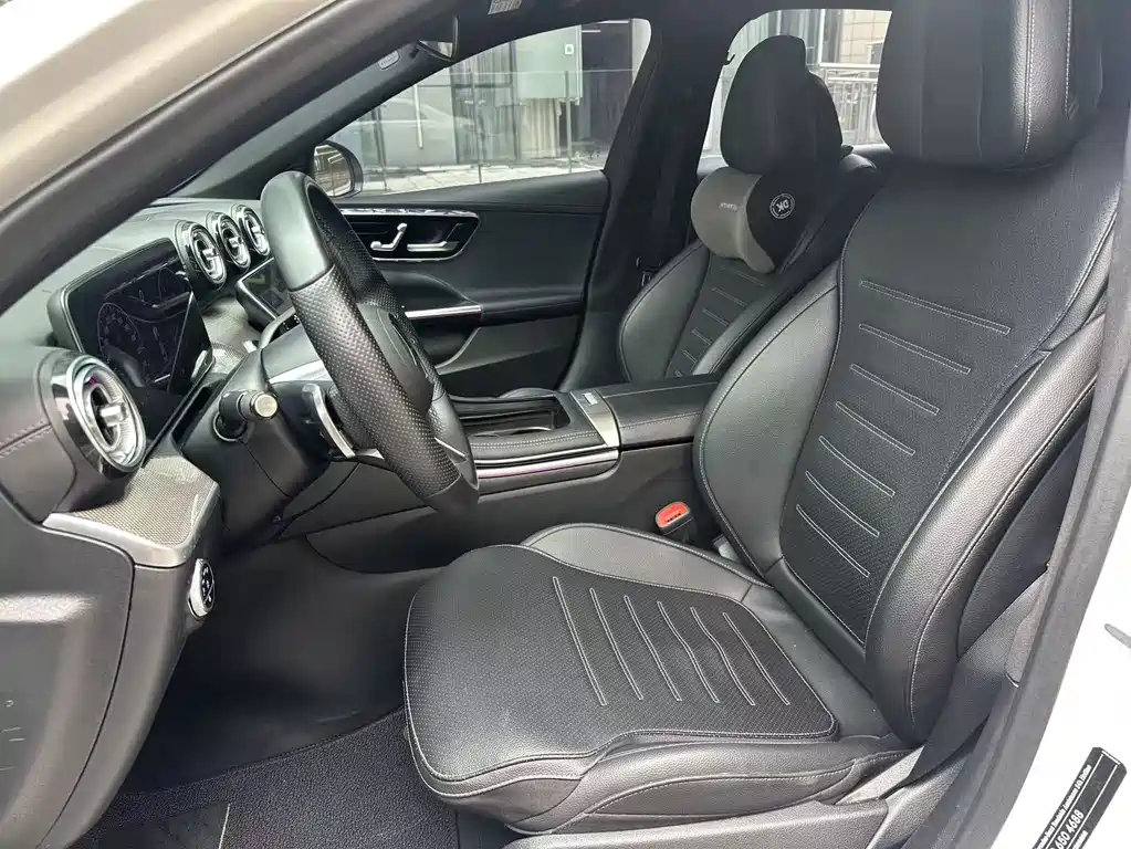 Mercedes-Benz C-Class — миниатюра 5