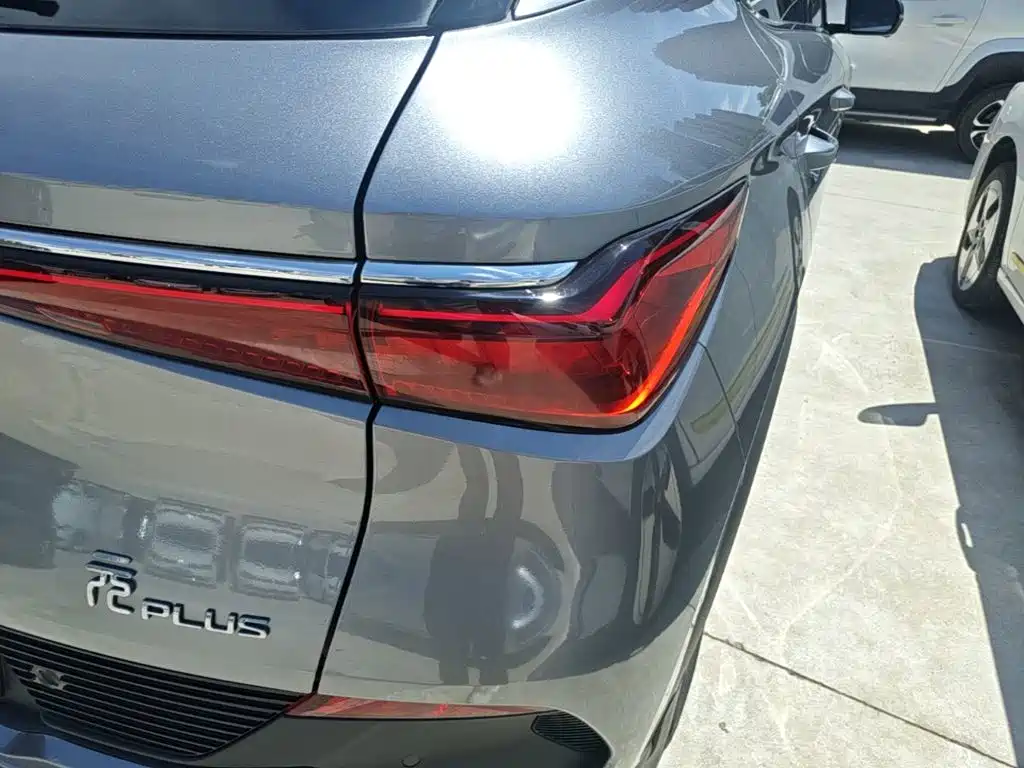 BYD Yuan Plus — миниатюра 8