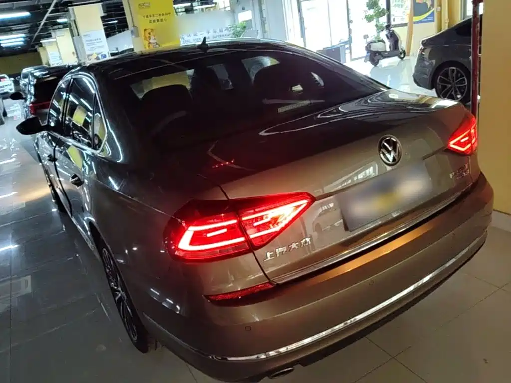 Volkswagen Passat — миниатюра 5