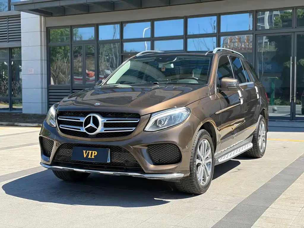Mercedes-Benz GLE 2016
