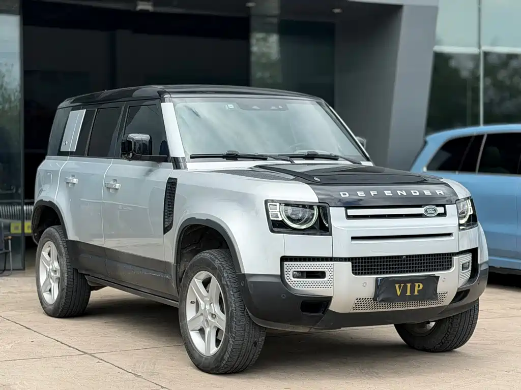 Land Rover Defender — миниатюра 3