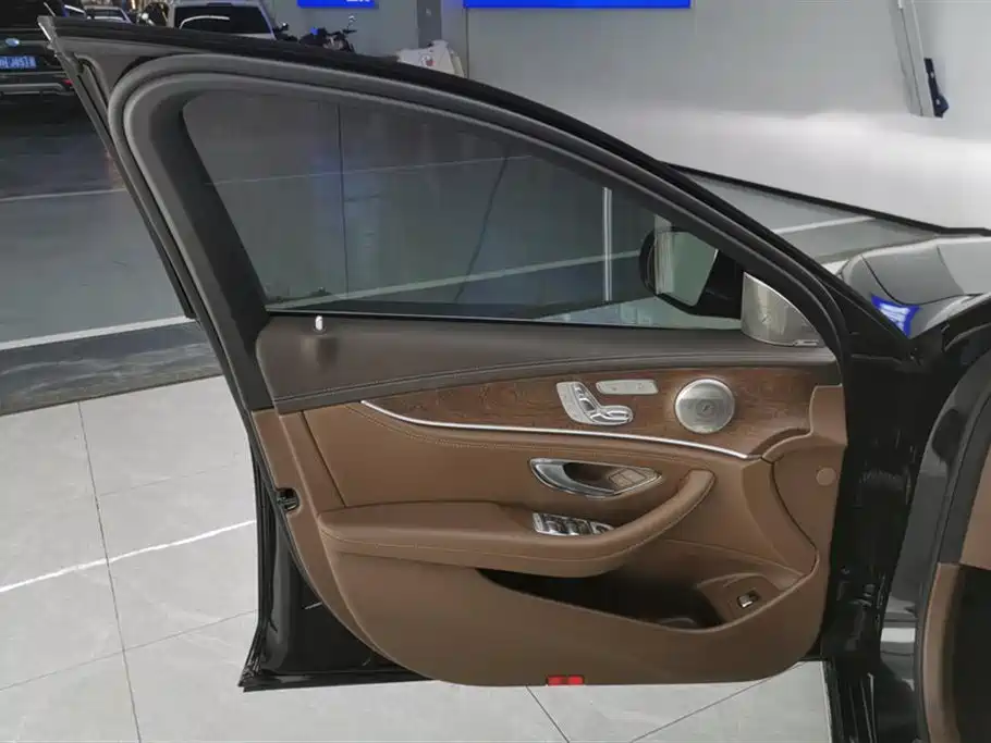 Mercedes-Benz E-Class E 2022 E 300 L Fashion