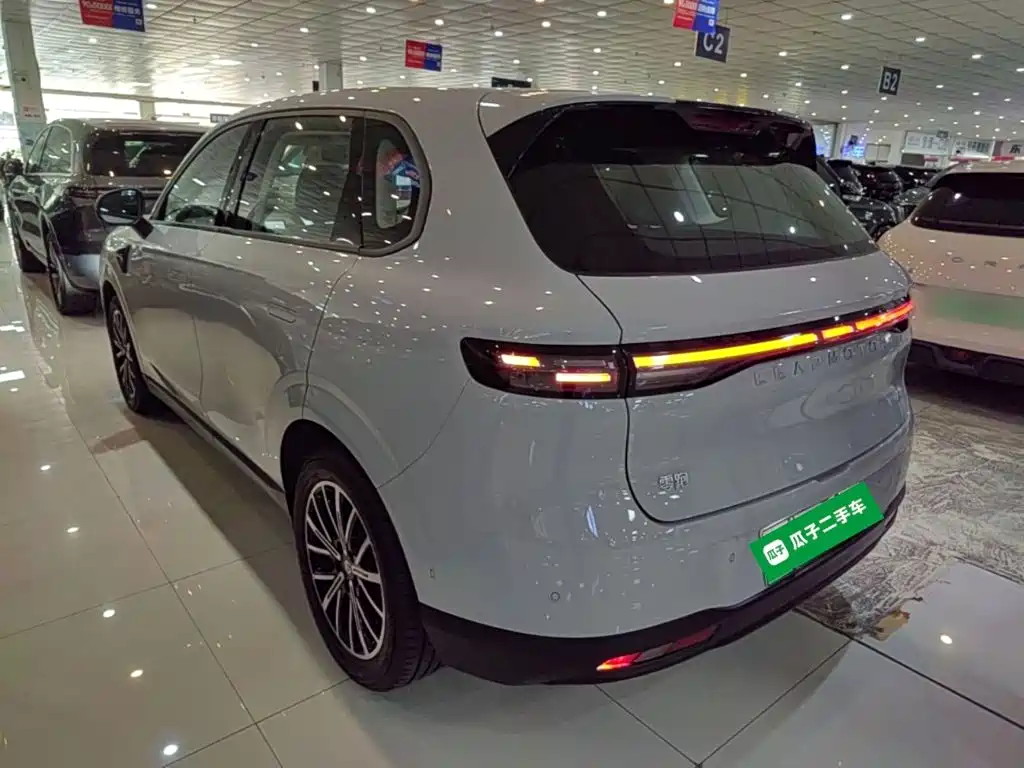 Leapmotor Leapmotor B10 — миниатюра 5