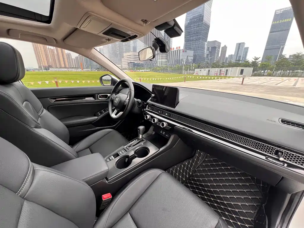 Honda Civic — миниатюра 12