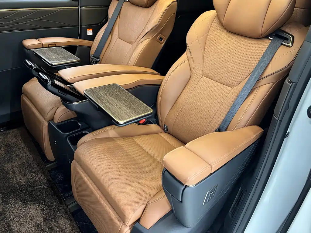 Toyota Vellfire 2024 2.5L Executive