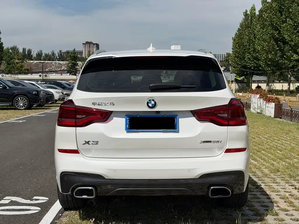 BMW X3 — миниатюра 6