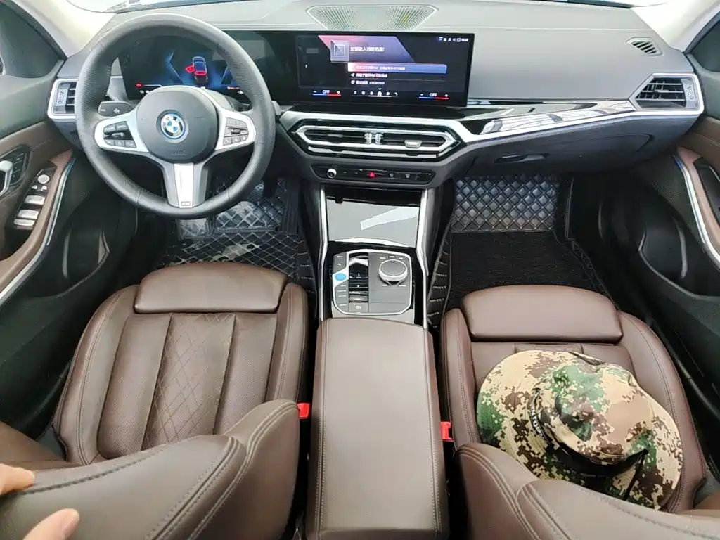 BMW i3 — миниатюра 10