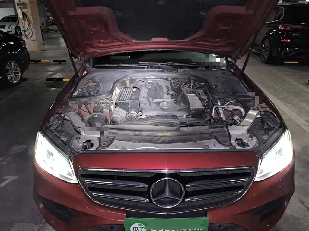 Mercedes-Benz E-Class — миниатюра 11