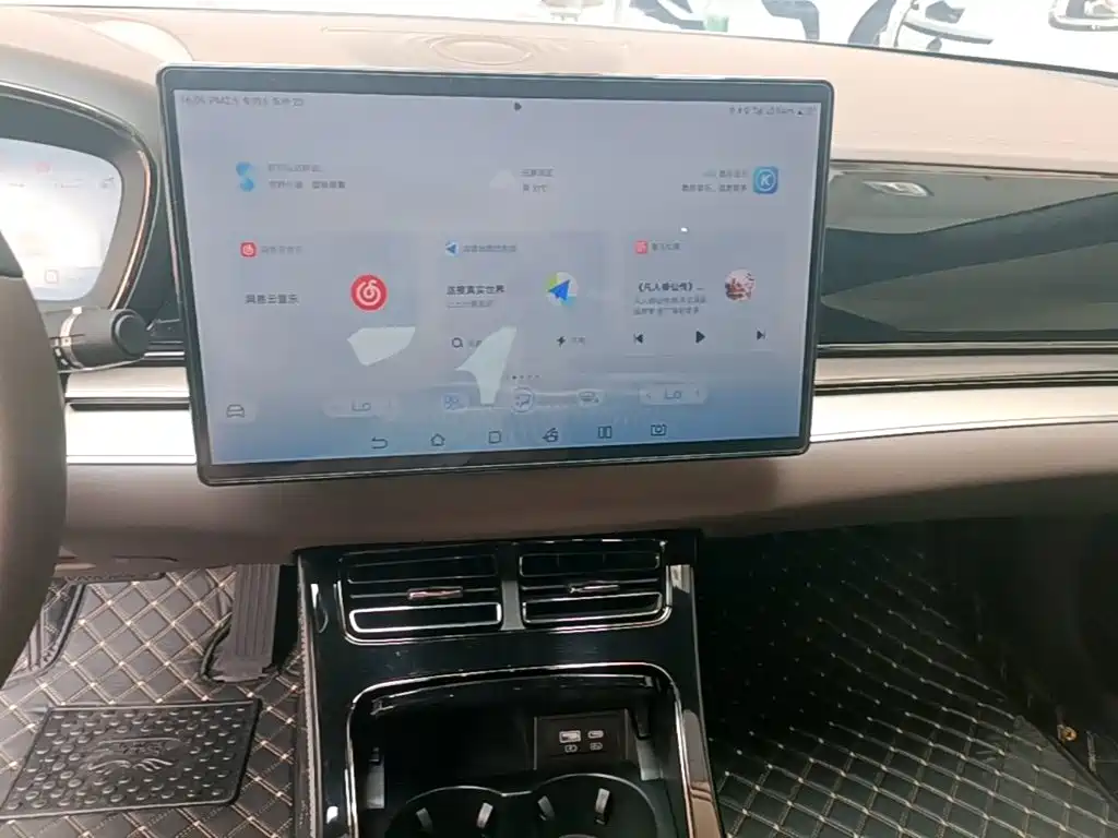 BYD Han — миниатюра 13