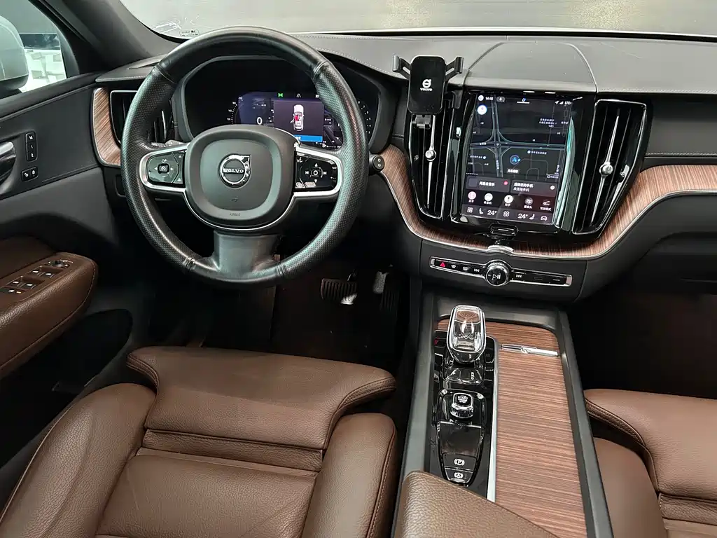 Volvo XC60 — миниатюра 12