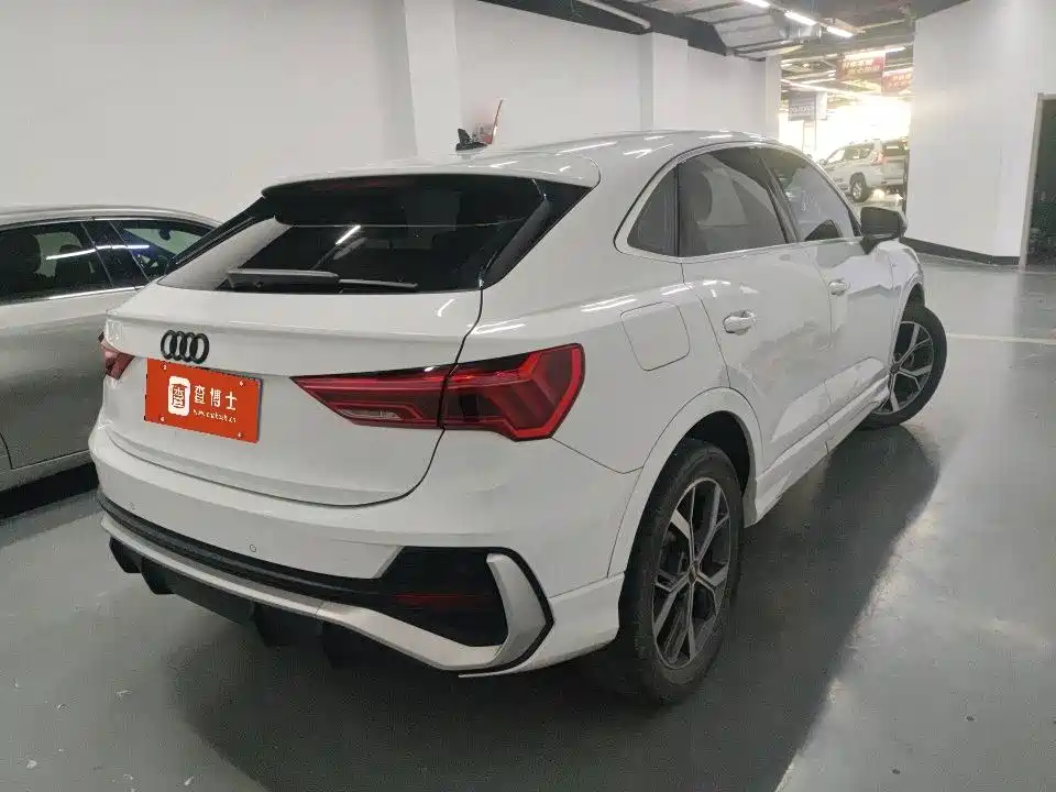 Audi Q3 Sportback — миниатюра 9