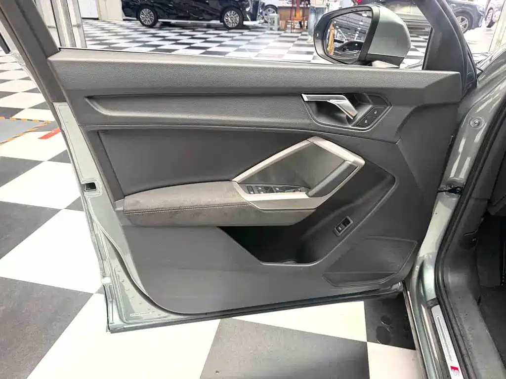 Audi Q3 — миниатюра 7