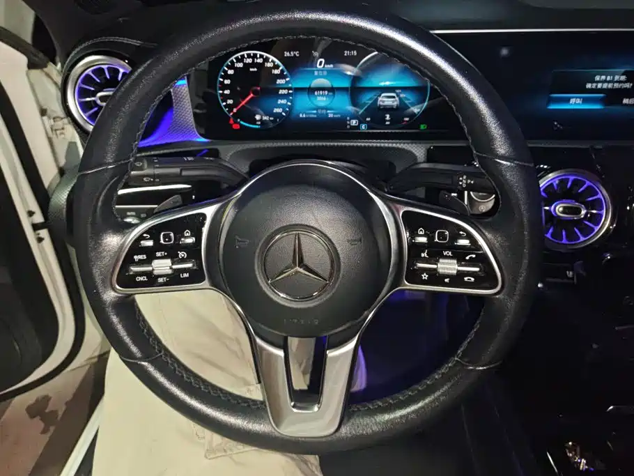 Mercedes-Benz A-Class — миниатюра 15