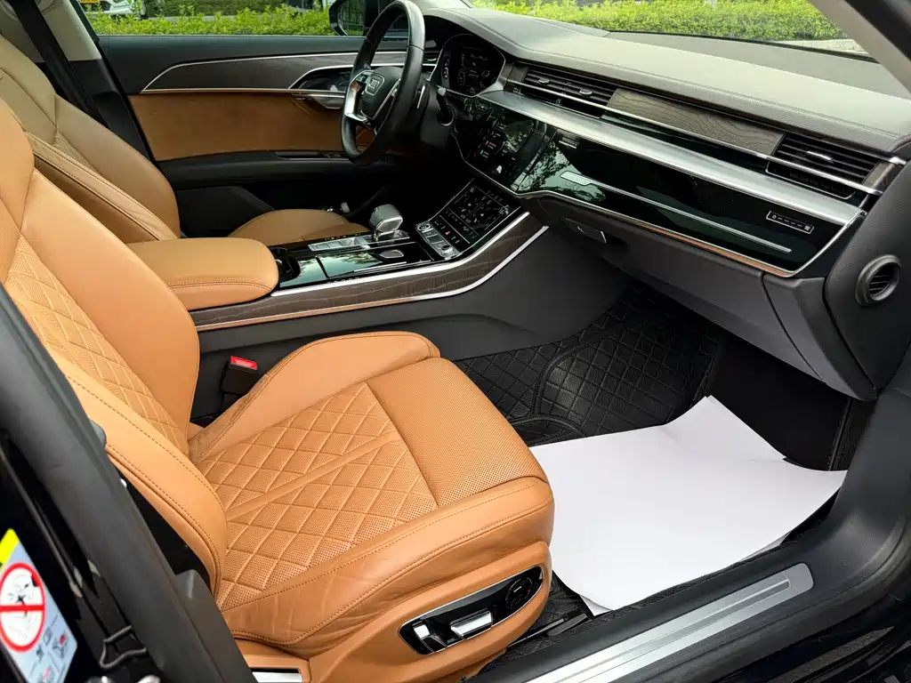Audi A8 — миниатюра 16