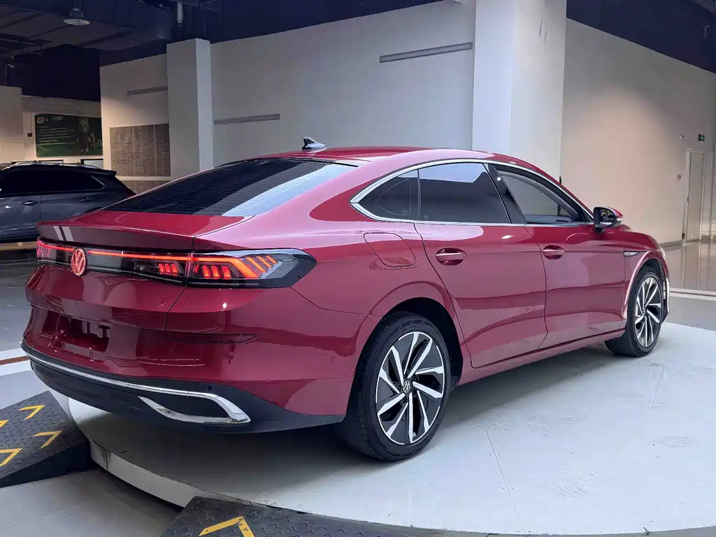 Volkswagen Lamando — миниатюра 6