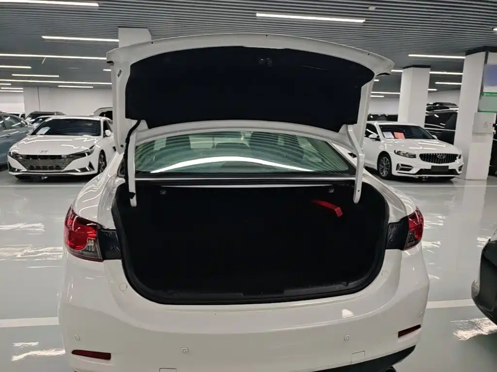 Mazda Atenza — миниатюра 19