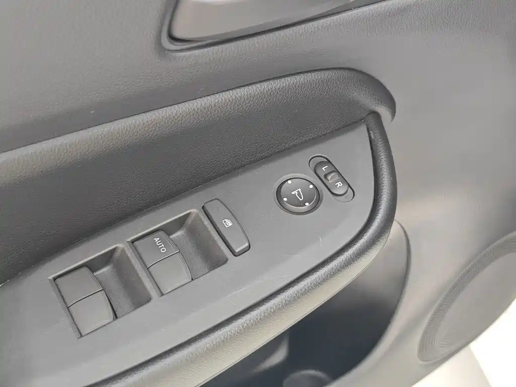 Honda Fit — миниатюра 27