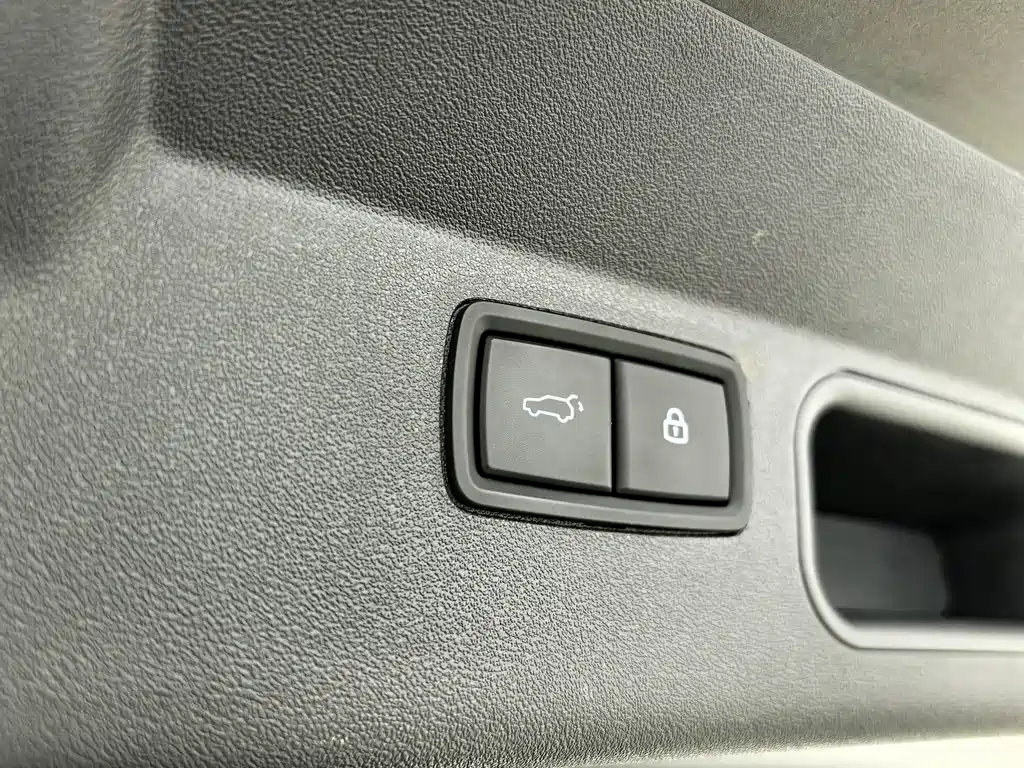 Li Auto Li ONE — миниатюра 12