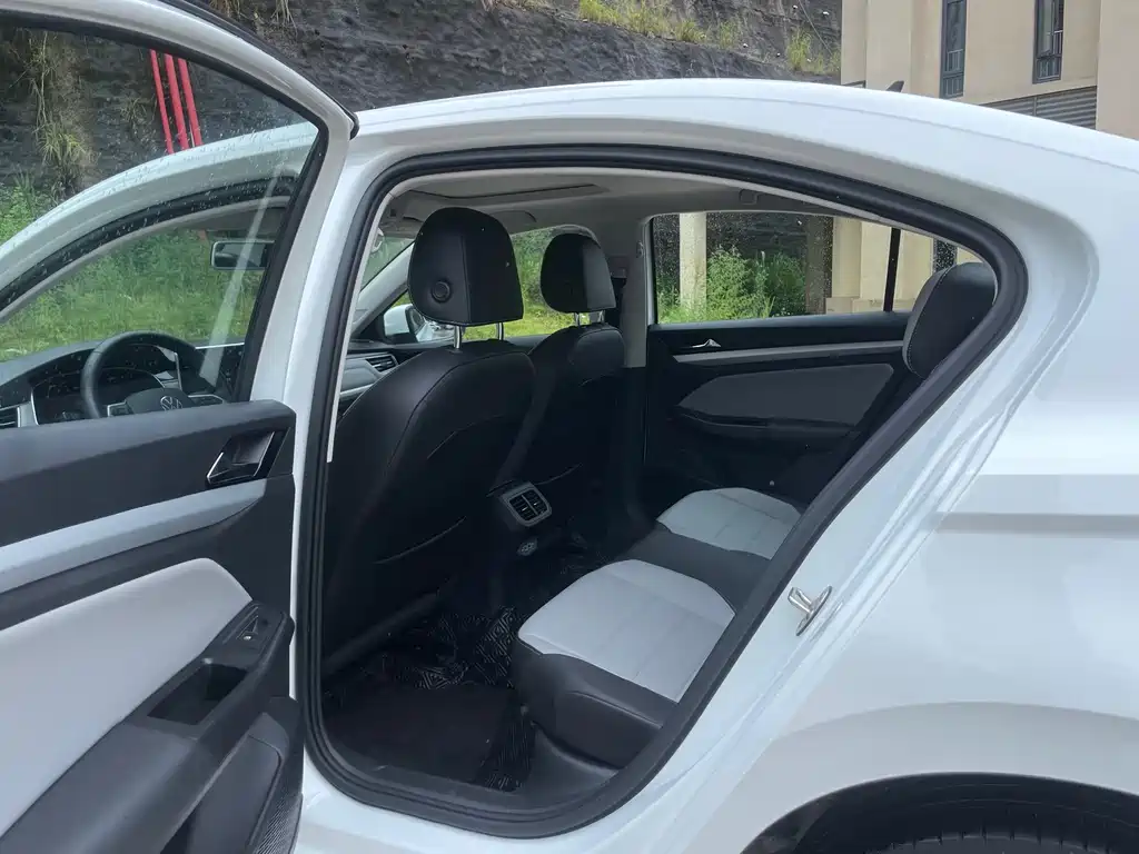 Volkswagen Bora — миниатюра 5
