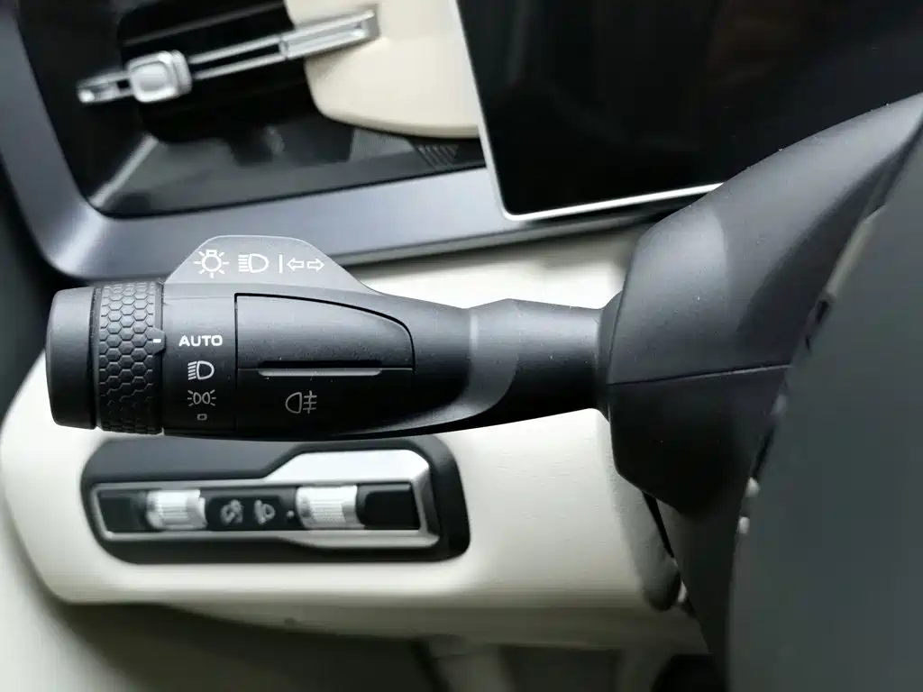 Geely Icon — миниатюра 21