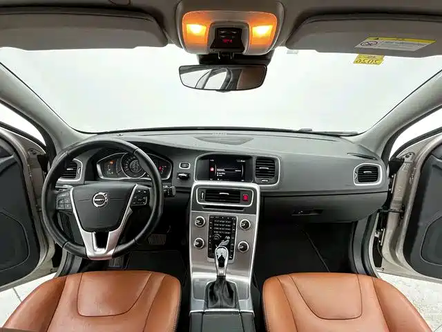 Volvo S60 — миниатюра 9